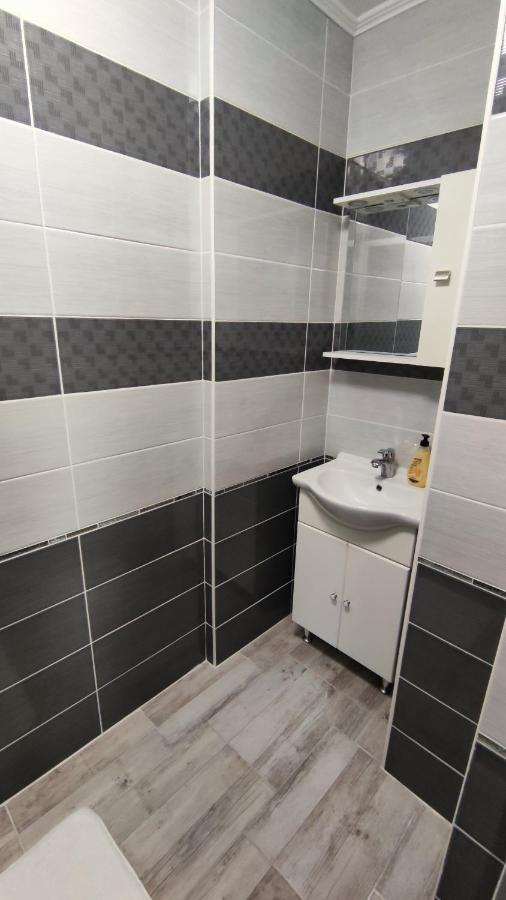 Freedom-Fehervar Apartman Székesfehérvár 外观 照片